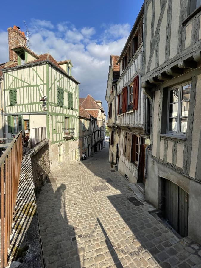 Appartement Le Coche D'Eau Auxerre Les Quais Exterior foto